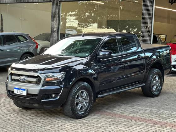 FORD RANGER 2.2 XLS 4X4 CD 16V DIESEL 4P AUTOMÁTICO